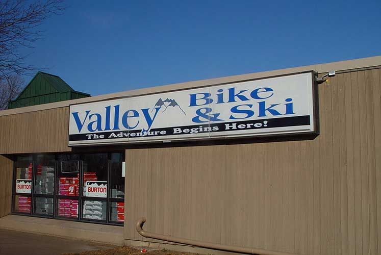 What Exactly Is a Cabinet Sign?