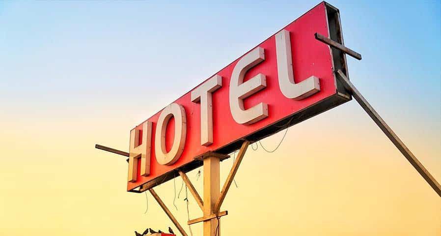 What Type of Business Sign Attracts the Most Customers?