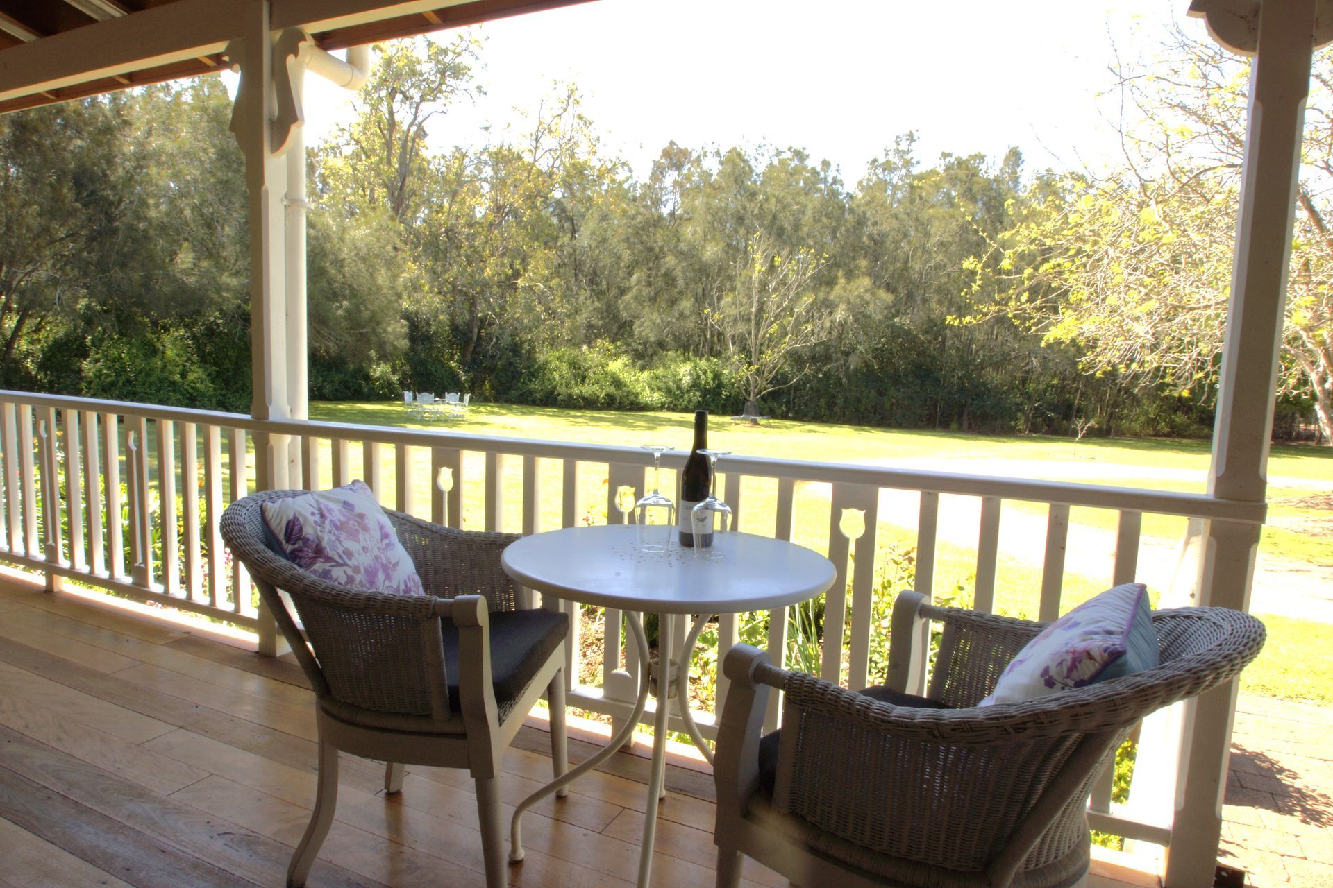 Chill on the Guesthouse verandah. 