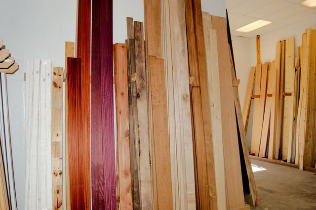 Hardwood, Boards, Cabinet Plywood & Moldings - Mid-America Lumber