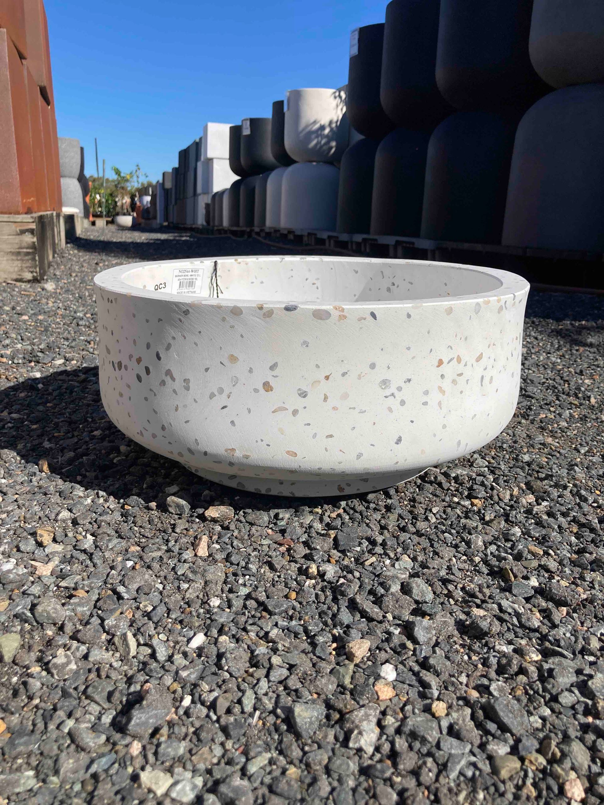 White speckled bowl fukk of flowers