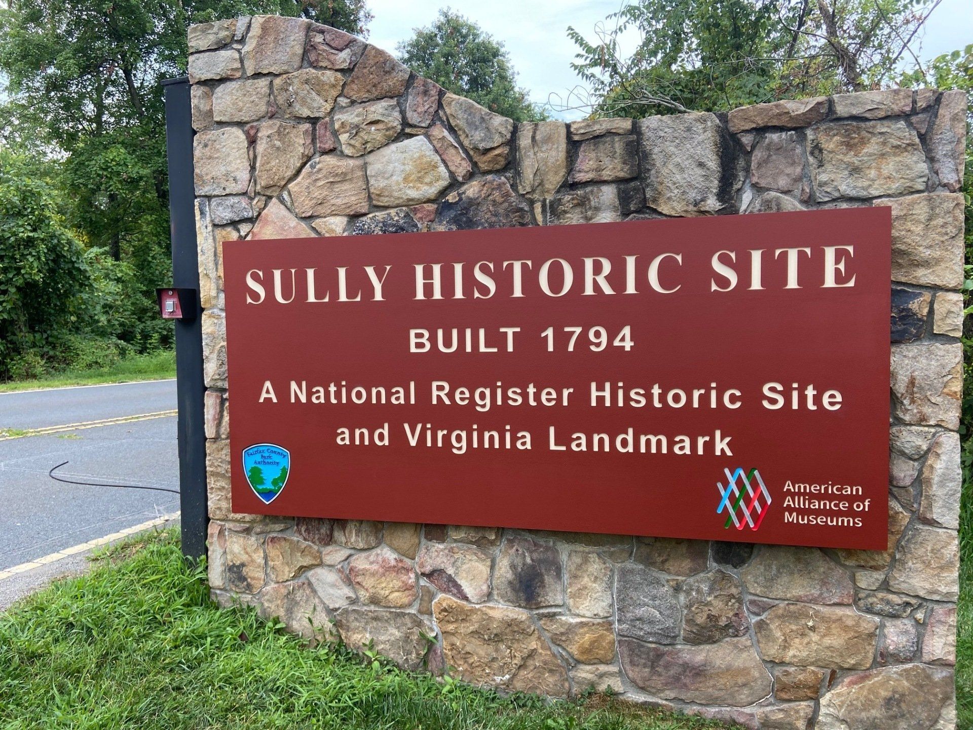 Sully historic site built in 1794 is a national register historic site and virginia landmark