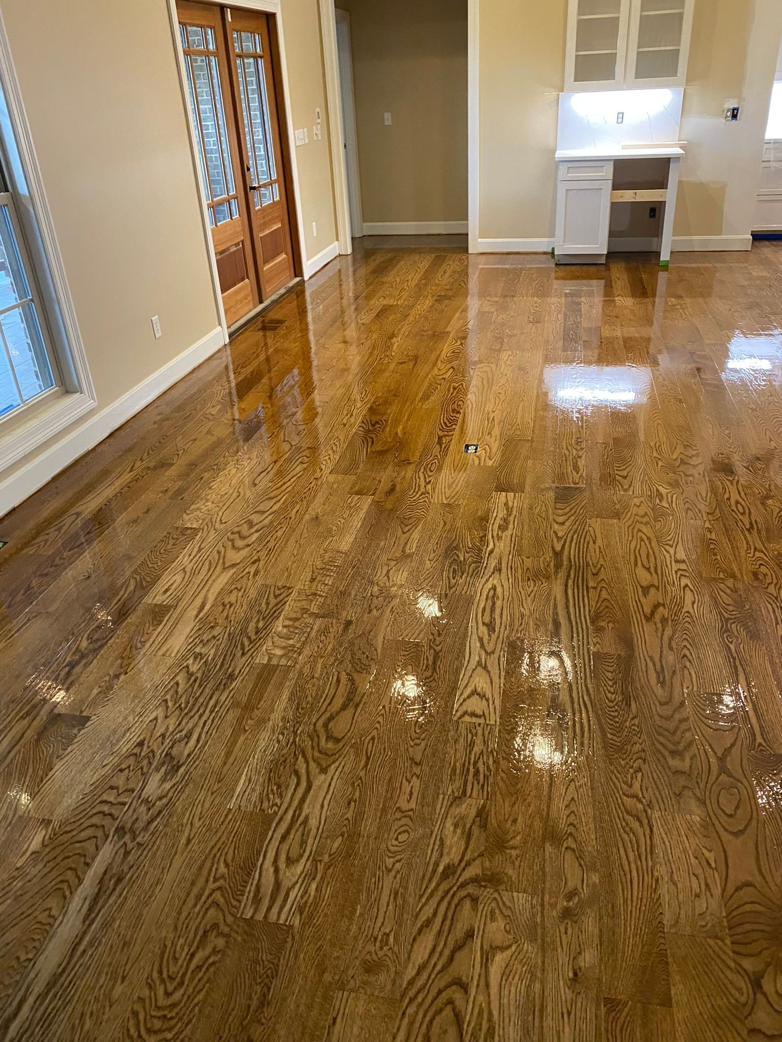 Shiny Floor | Lexington, KY | Hometown Hardwood LLC