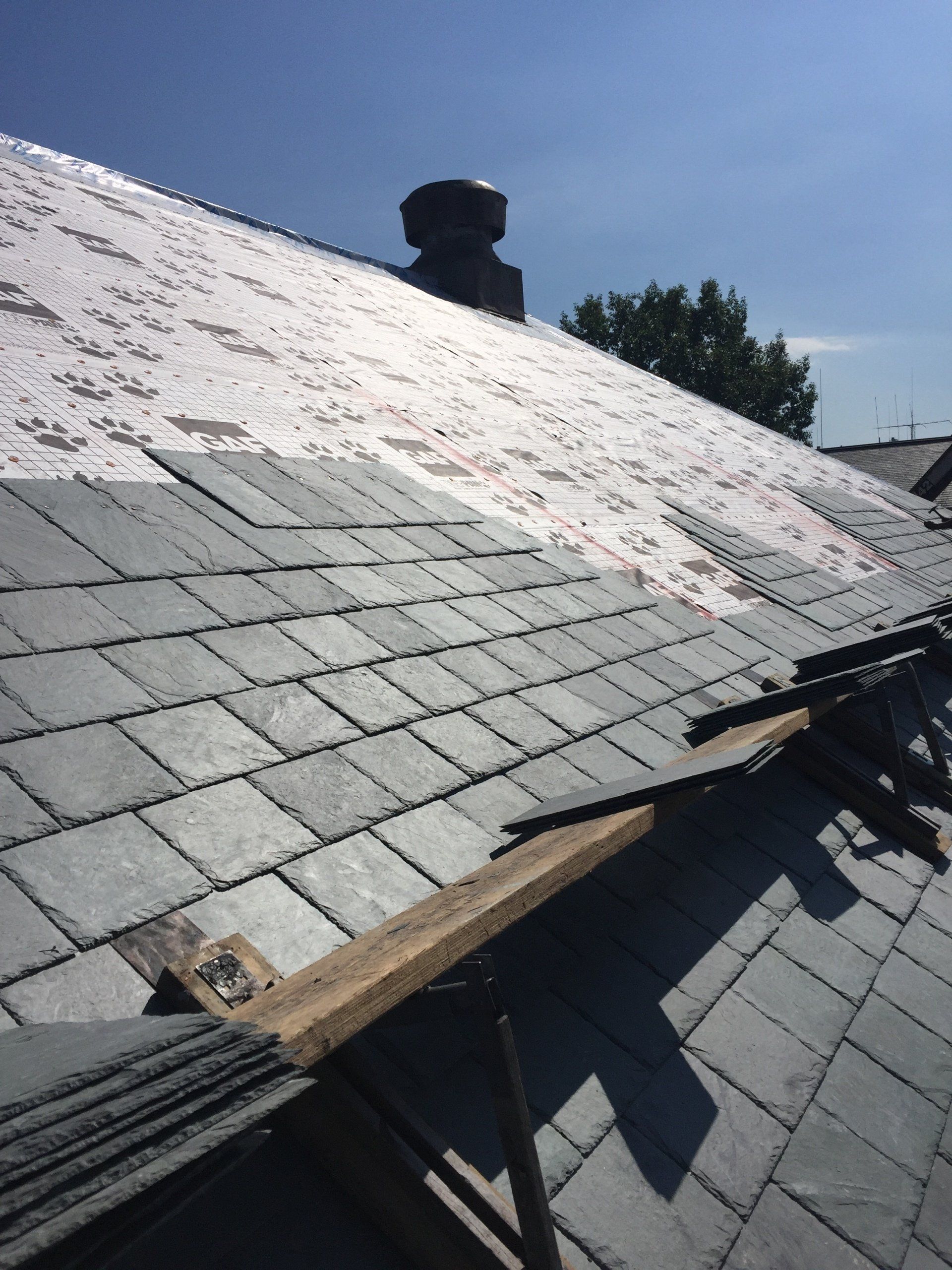 Rodd Roofing installing a slate roof