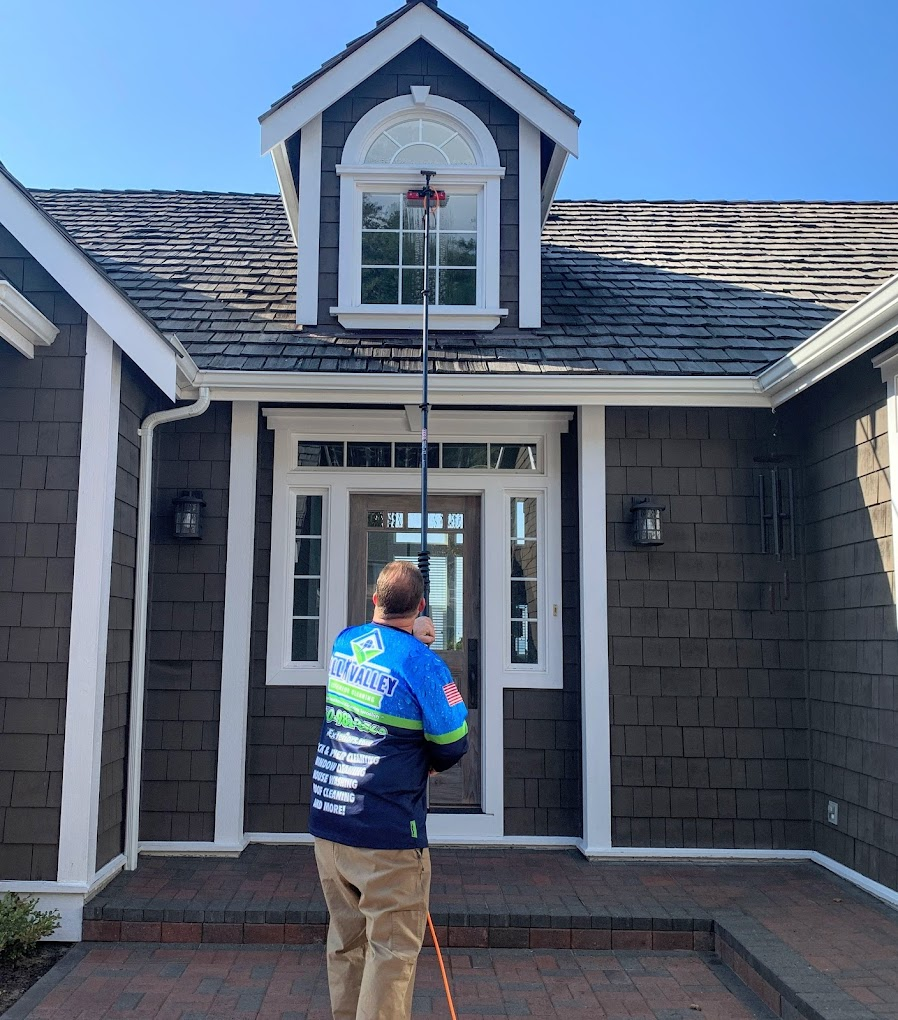 HOA Exterior Cleaning Services Near You