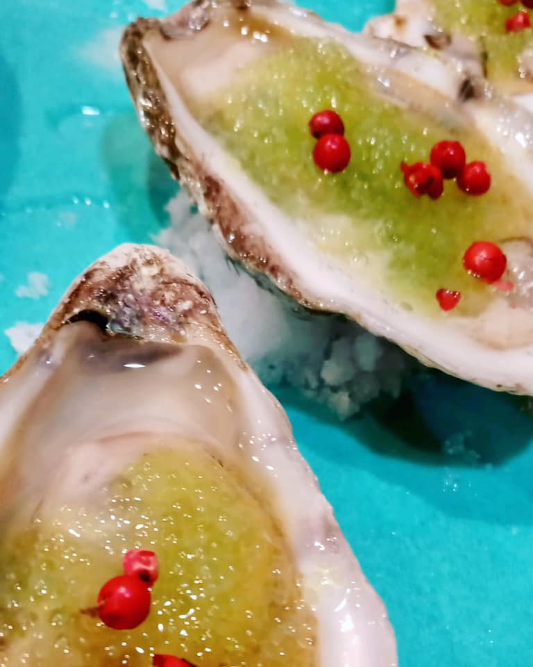 Fresh Shucked Oysters