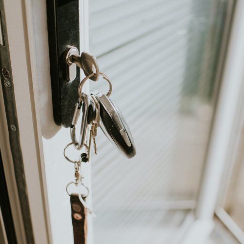 Keys Hanging In A Lock — Saint Paul, MN — Kat – Key’s Lock & Safe