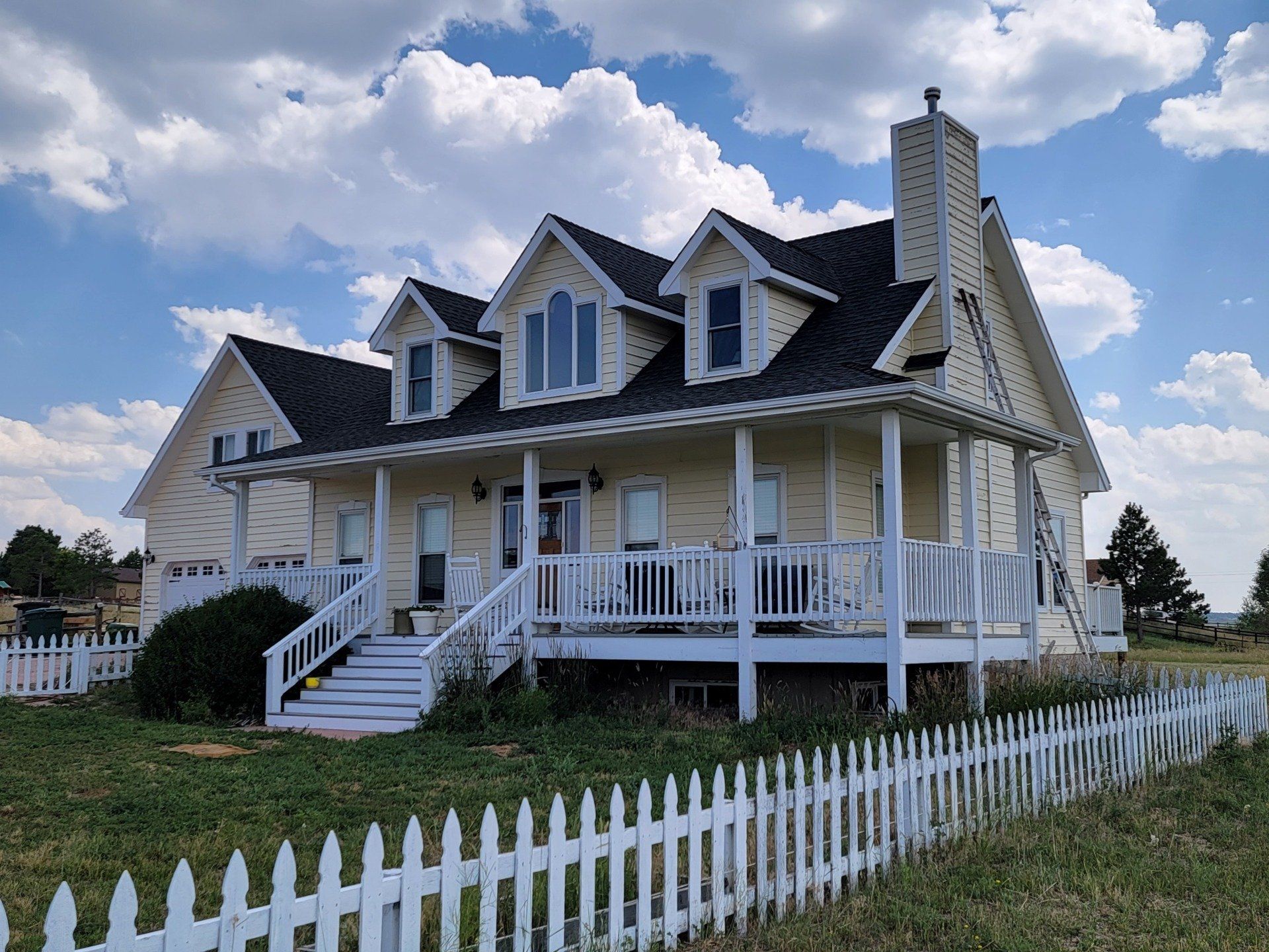 house exterior in bad shape