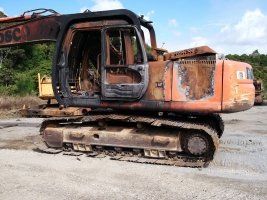 HITACHI ZX200-1