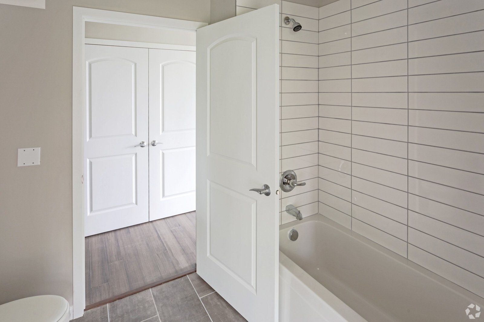 bathroom luxury apartments in st anthony west minneapolis