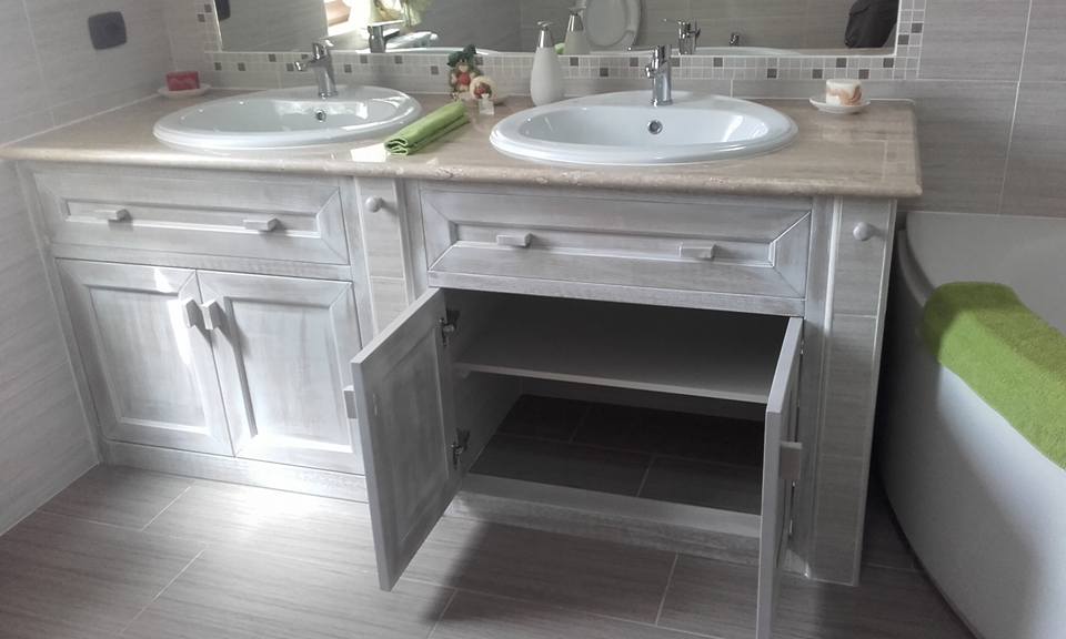 arredi per negozi e bar