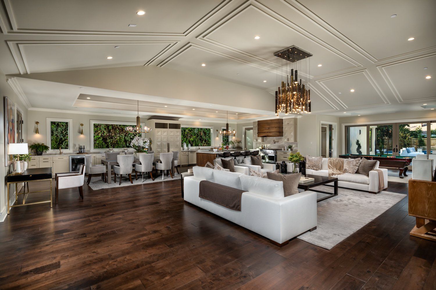 W LE ROY AVENUE interior design