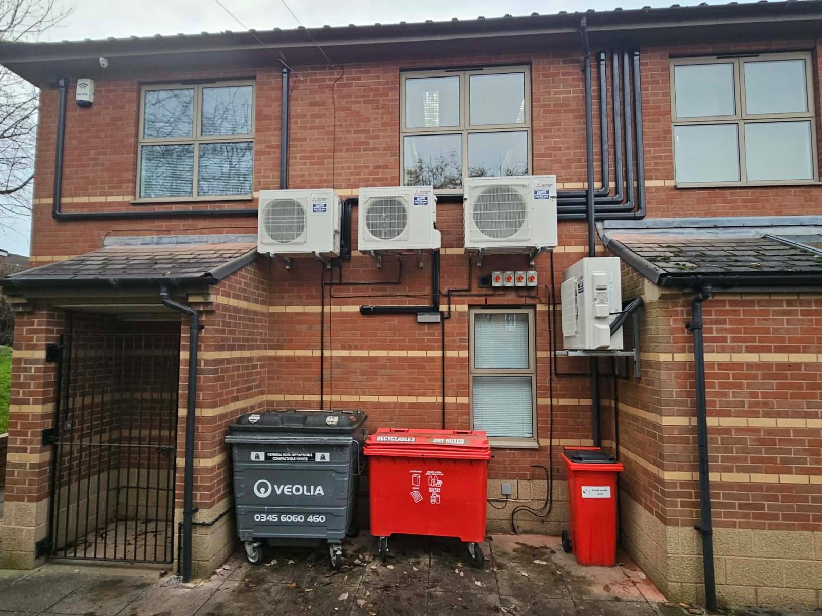 Explaining Types of Commercial AC Systems: VRF vs Split vs Ducted