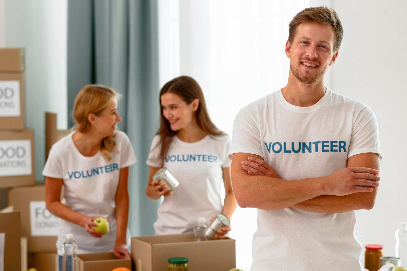 Why Weekend-Only Volunteering Is Ideal for Busy Professionals