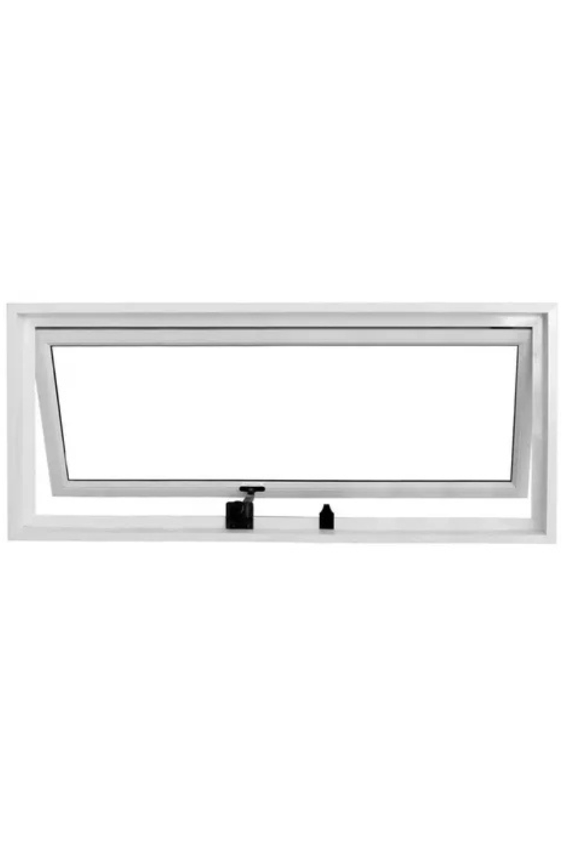 Ventana blanca tipo toldo que se abre hacia afuera, con brazos de soporte de metal sobre un fondo liso.