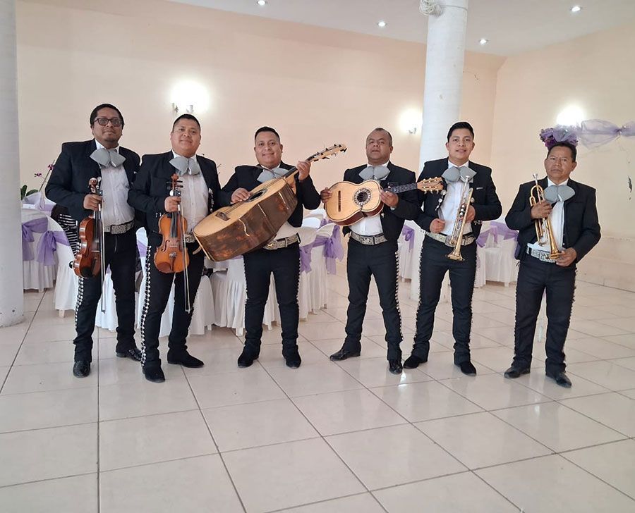 MARIACHI LOS CHARROS OAXAQUEÑOS