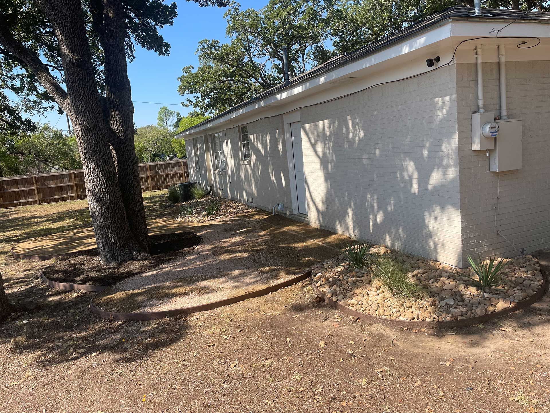 Landscaping & Lawn Care 25