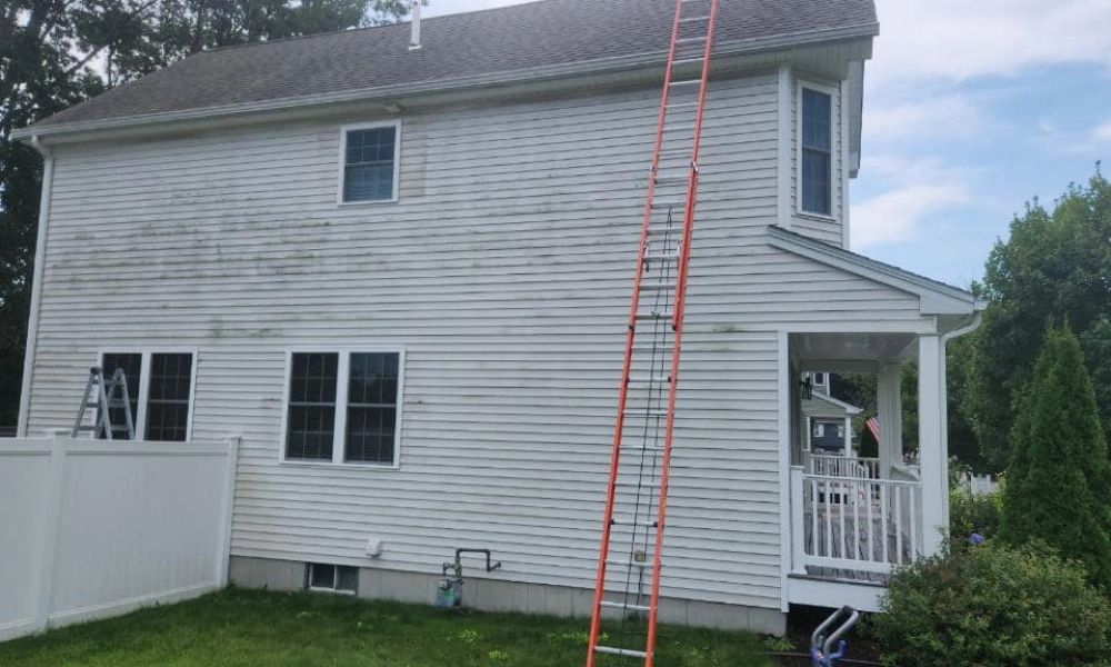 House Siding Before — Worcester, MA — Collazo Home Improvements & Property Maintenance LLC