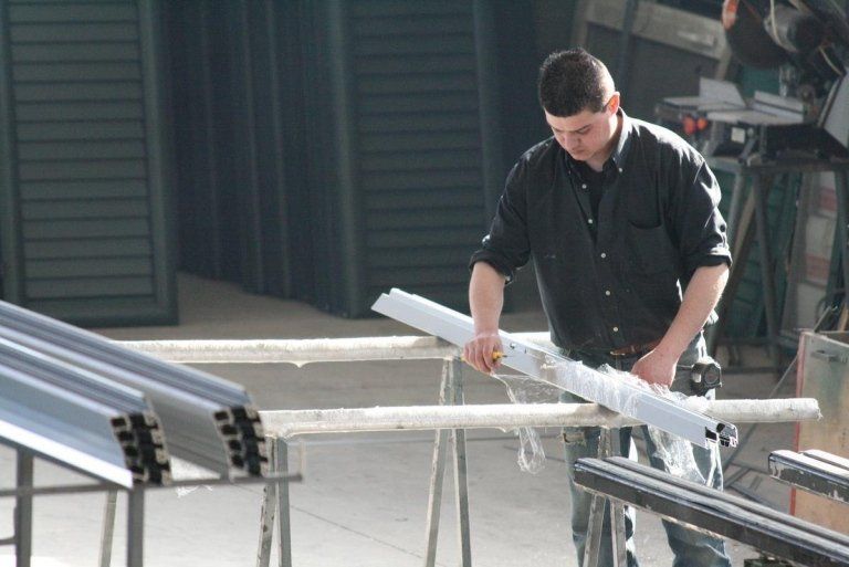 realizzazione serramenti