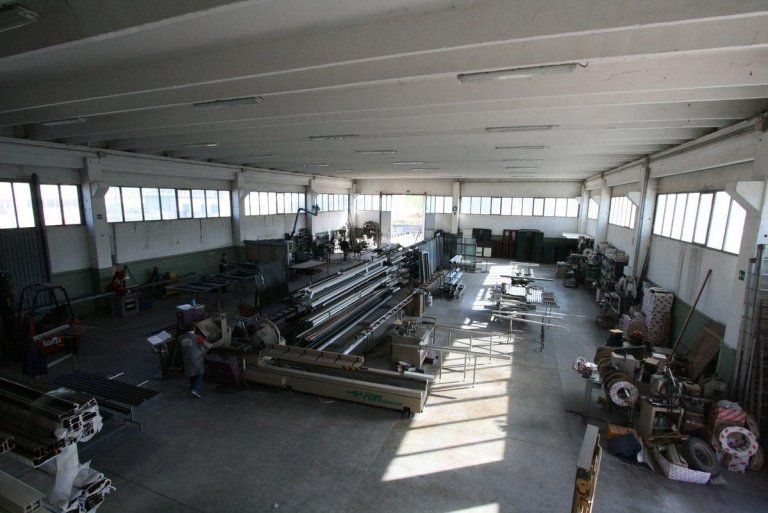 stabilimento di carpenteria industriale