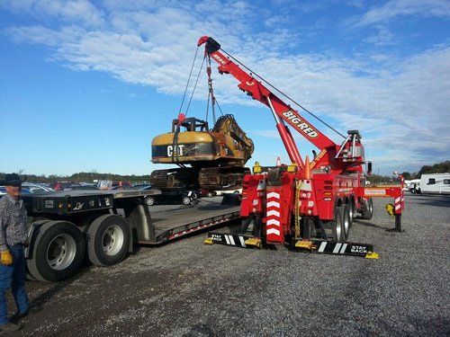 Big Red Towing With Crane - Heavy Duty Towing in Syracuse, NY