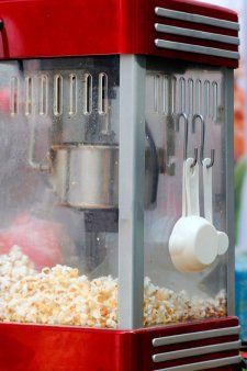 Popcorn machine - Party Rentals in California