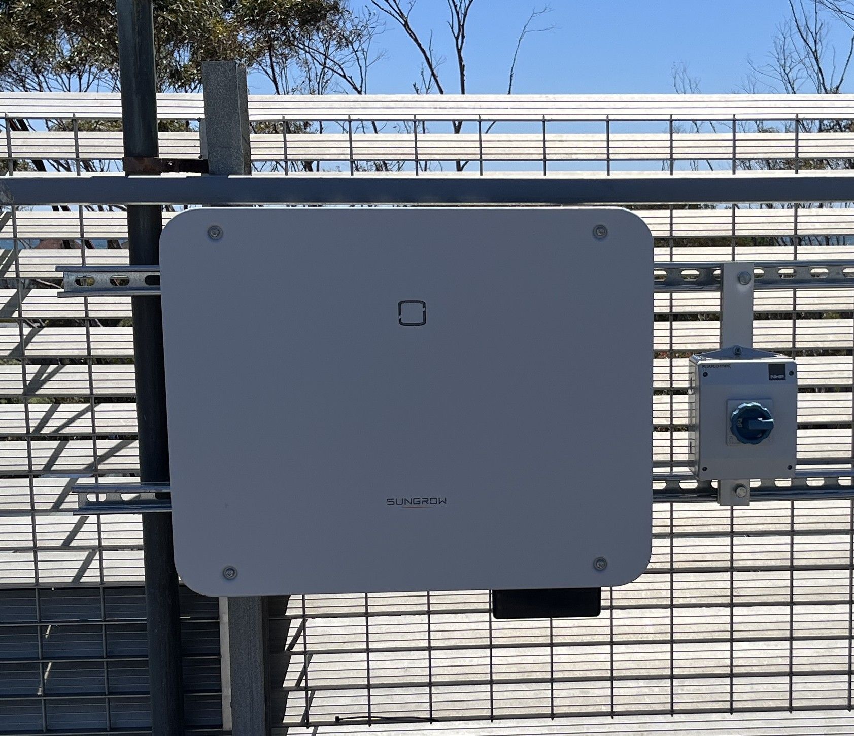 sungrow solar inverter installed in frankston vic