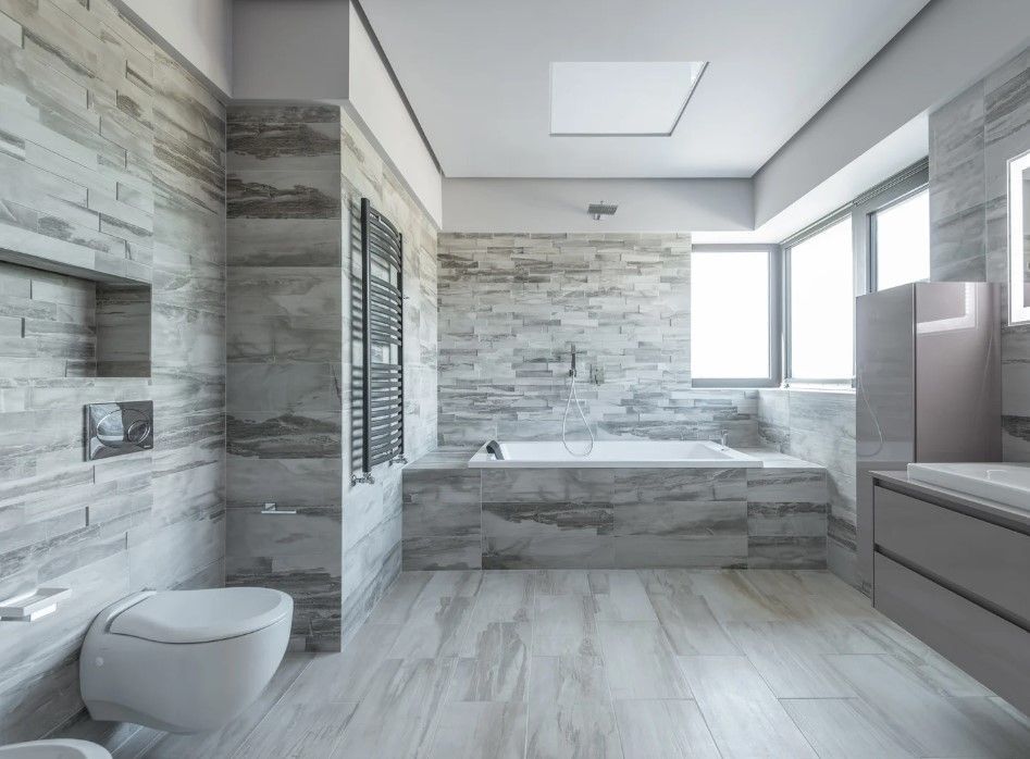 Derbyshire Tiling Specialists tiled bathroom in Derby