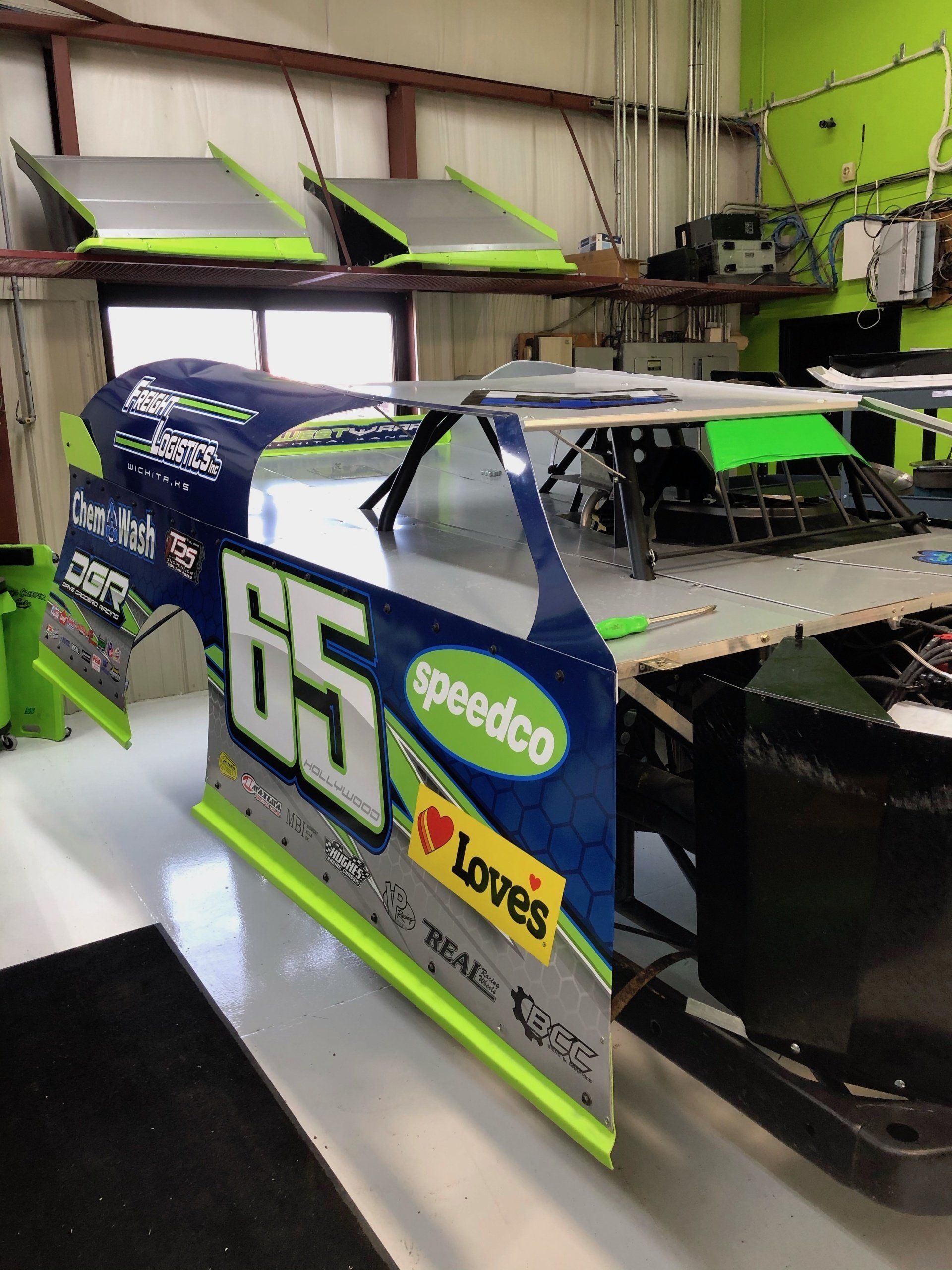 Wrap graphics on a race car