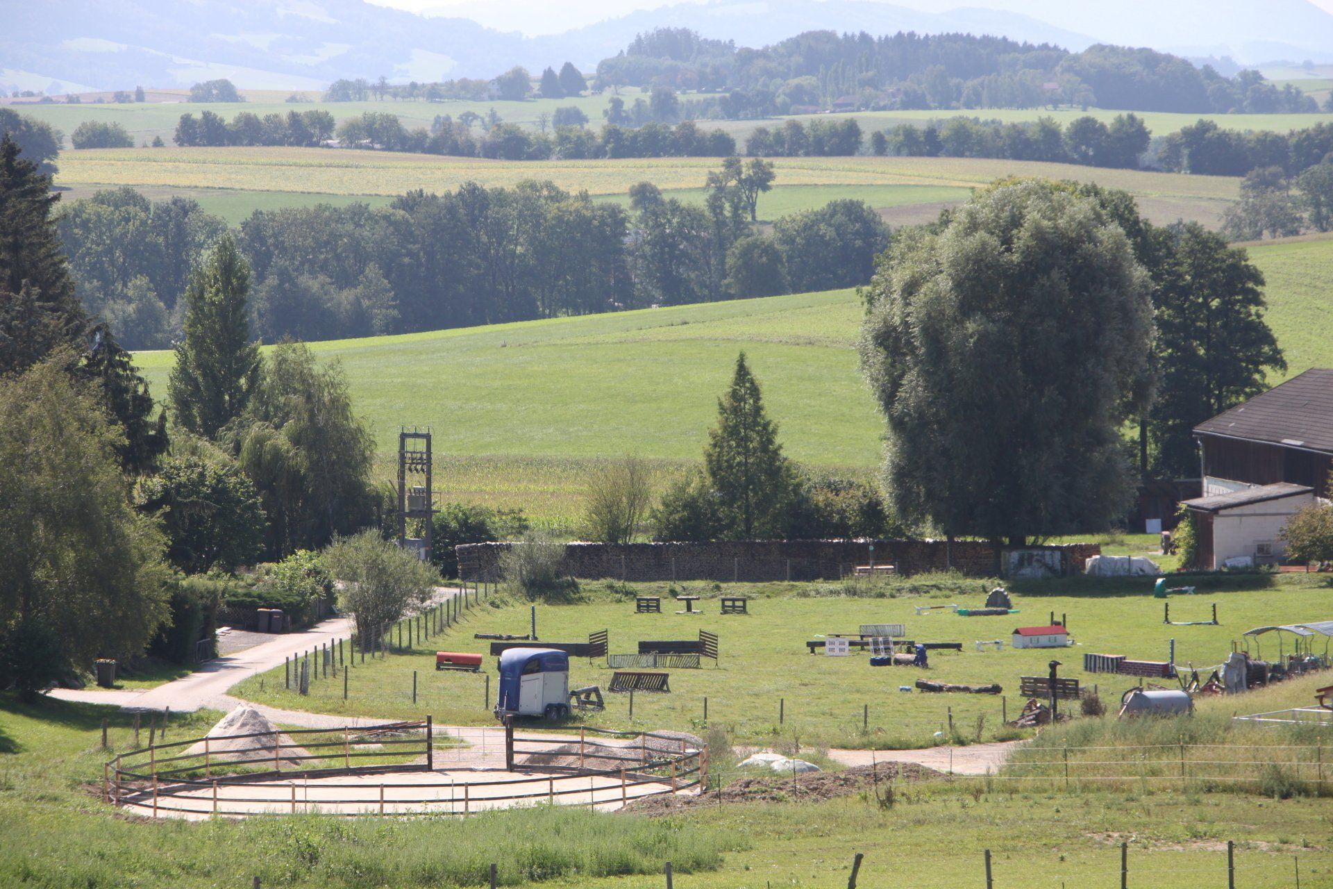 Longierplatz/Roundpen