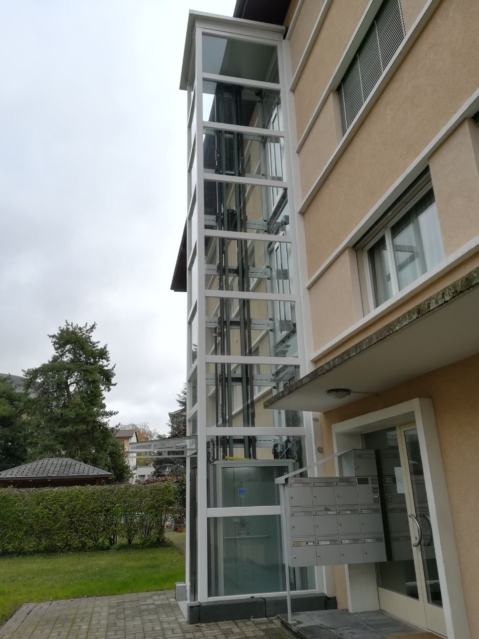 montaggio ascensori e montacarichi