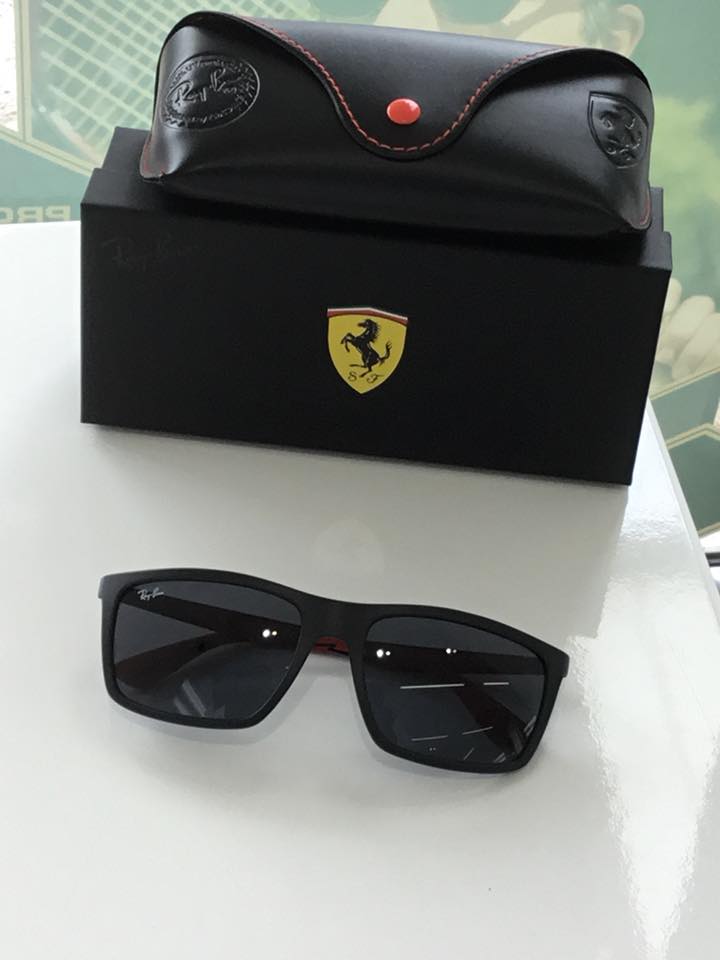 occhiali da sole ferrari