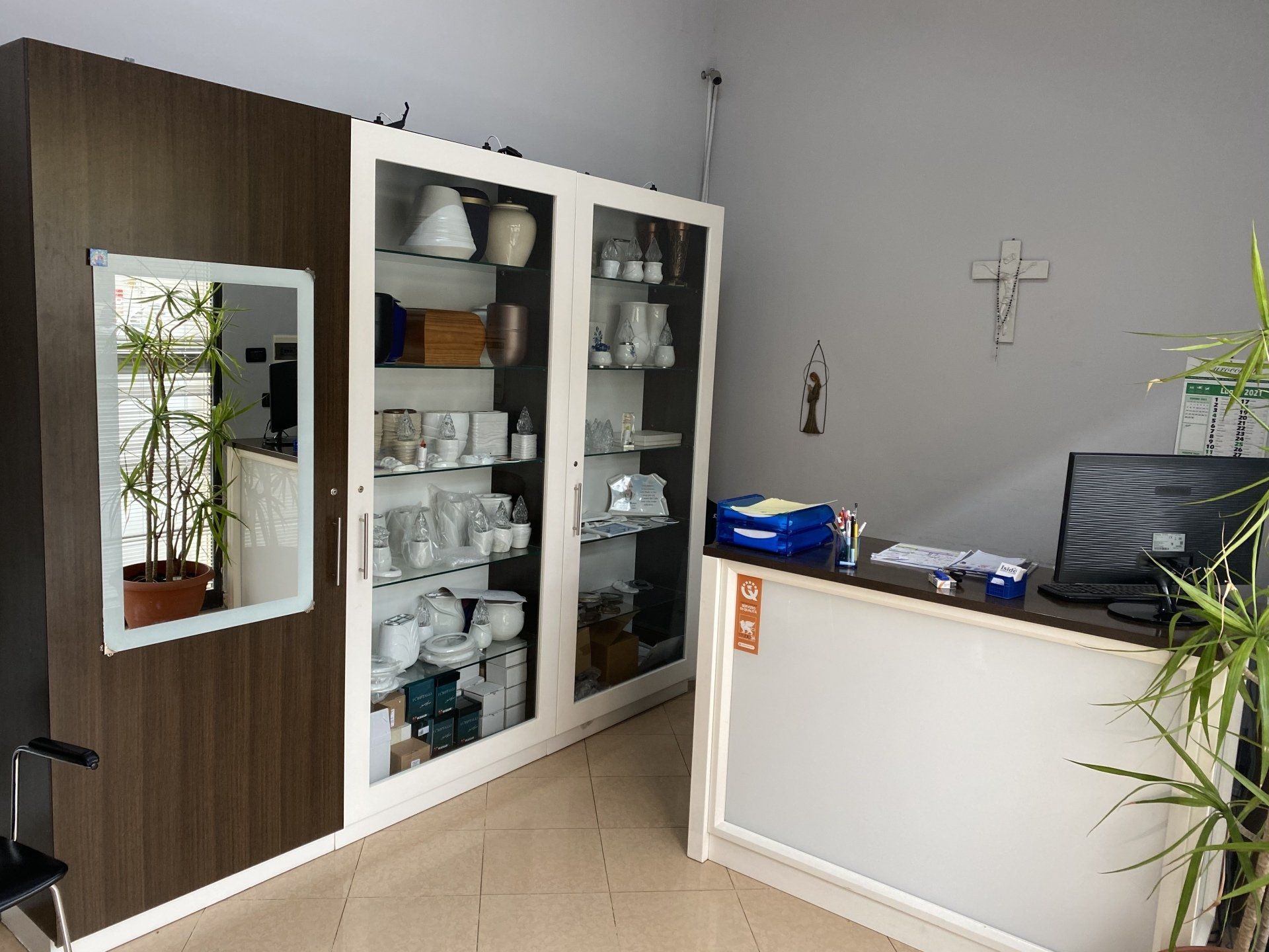 iside onoranze funebri