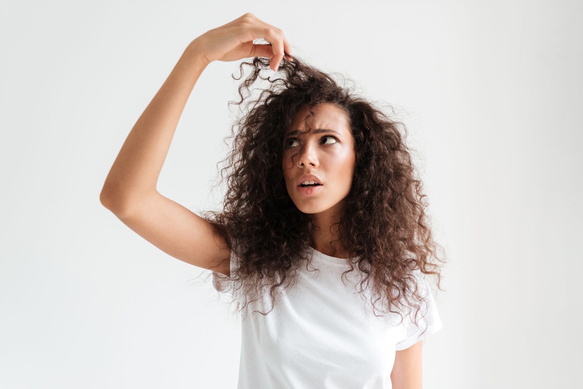Os 7 mitos e meias-verdades mais comuns sobre a queda de cabelo