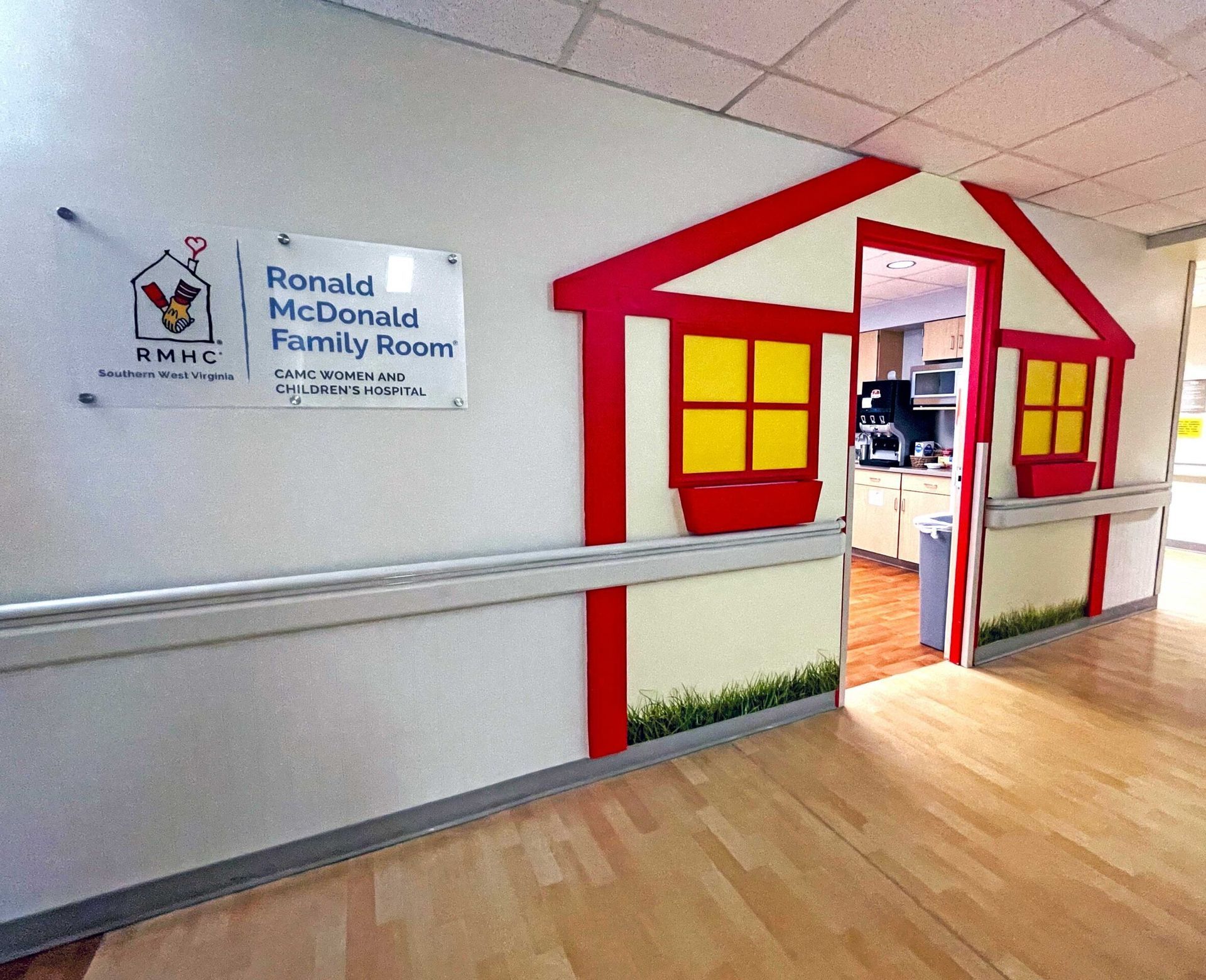 Ronald McDonald Family Room entrance