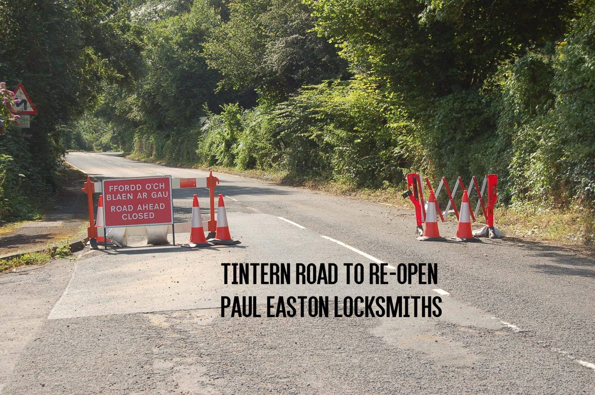 Road Works in Tintern photograph showing A466 road closure paul easton locksmiths