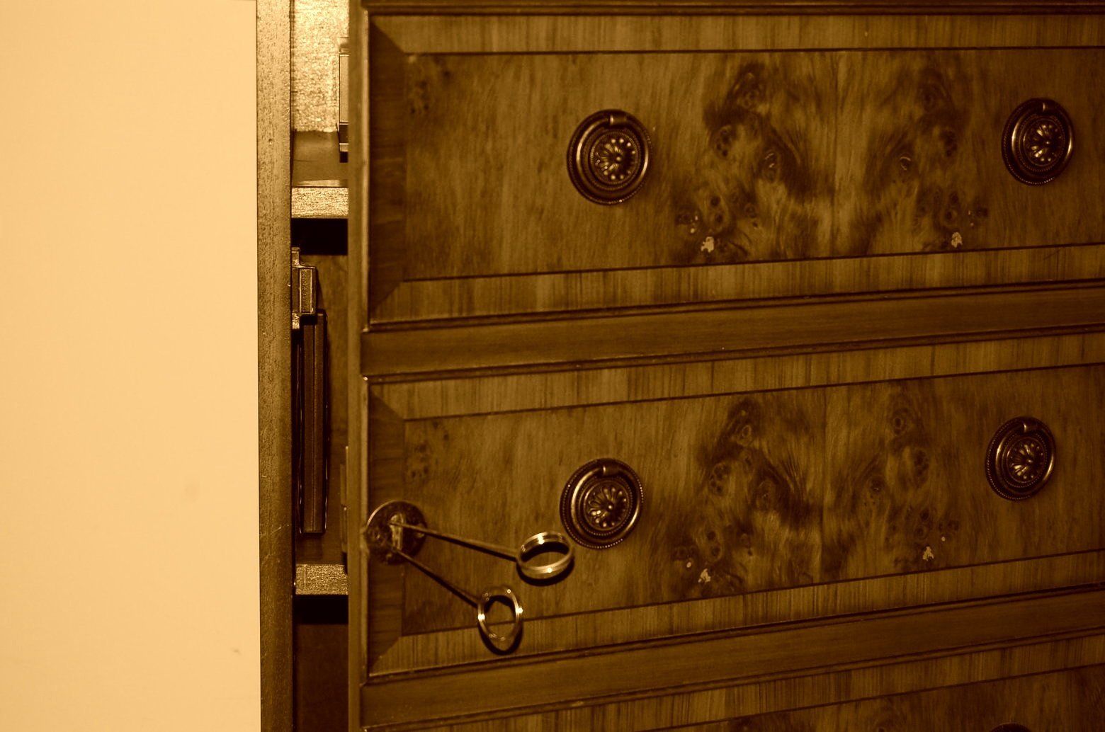 furniture lock opening