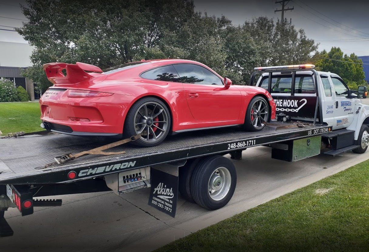 Luxury Vehicle Towing | Oakland County, MI |Trevino’s Towing & Hauling