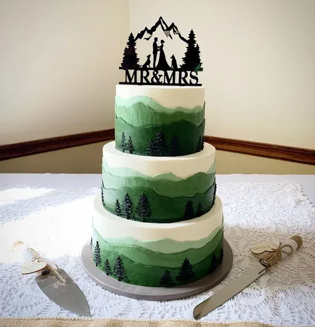 Mix it Up DJ & Cakes Outdoor Wedding Cake Design