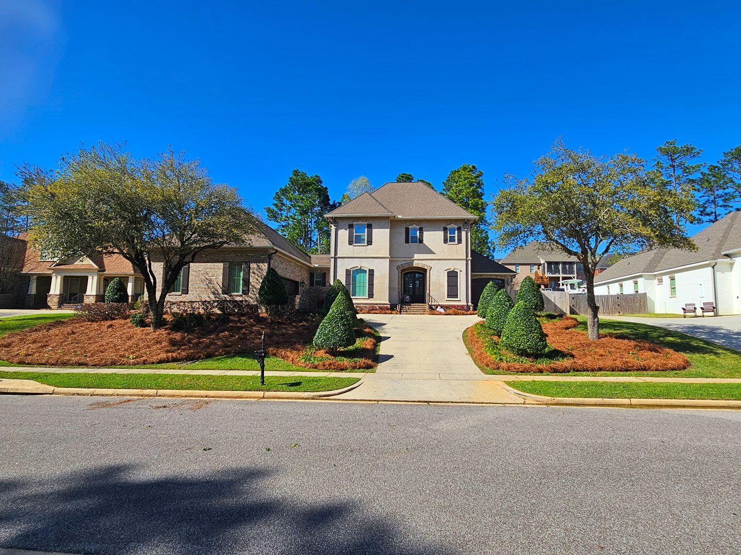 Chip Monk Lawn Maintenance