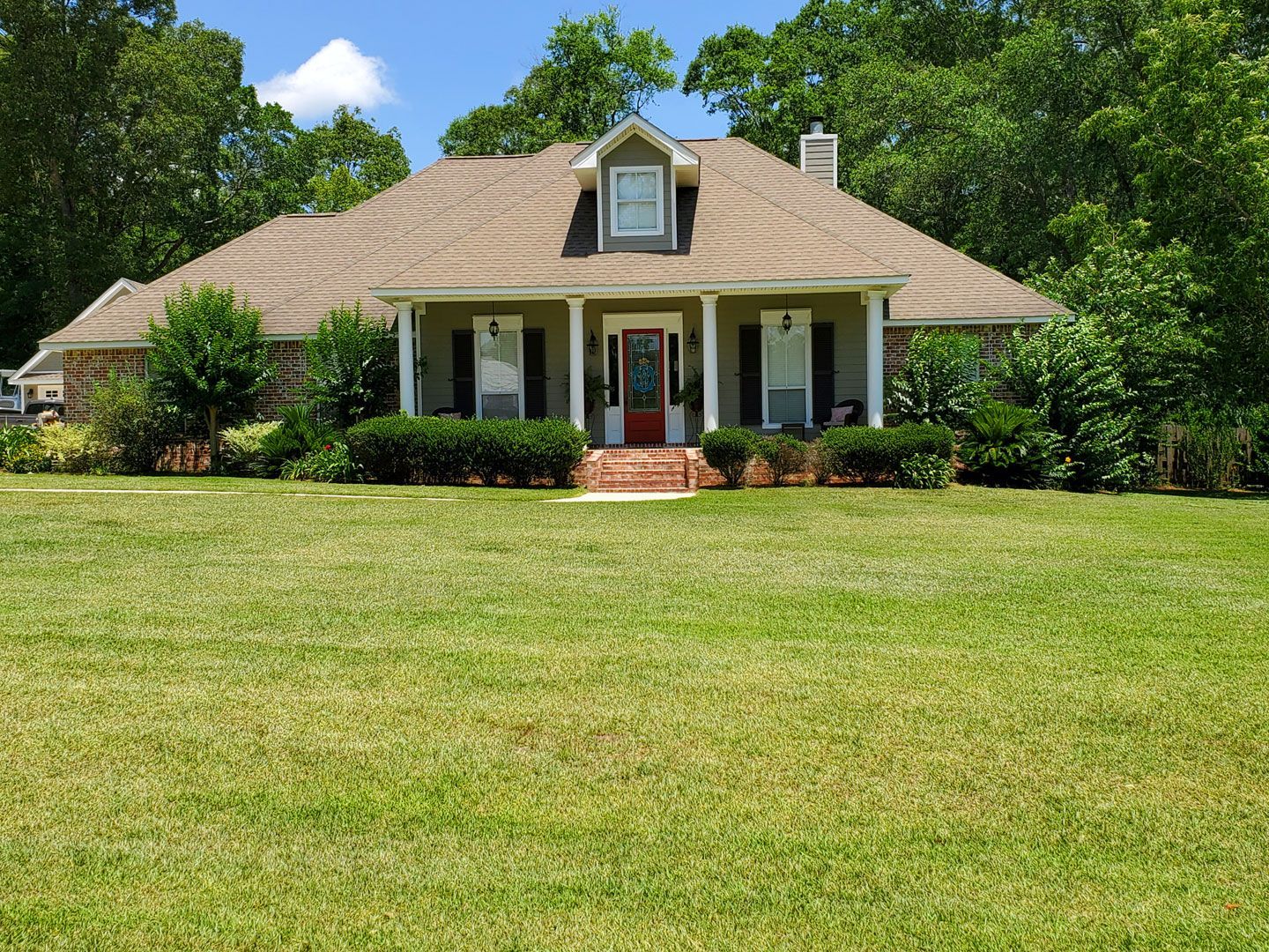 Chip Monk Lawn Maintenance