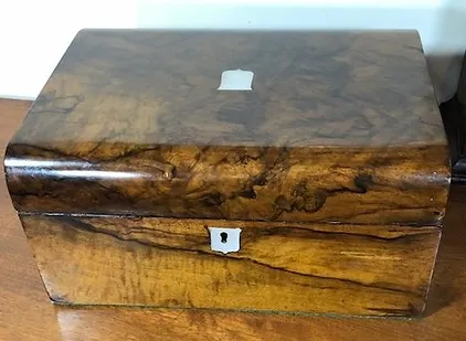 Box Made of Burr Yew