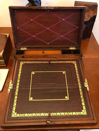 Mahogany Tri-Fold Writing Box
