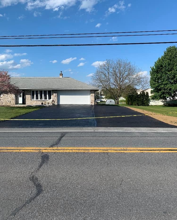 Professional Sealcoating — Kutztown, PA — B Young Paving