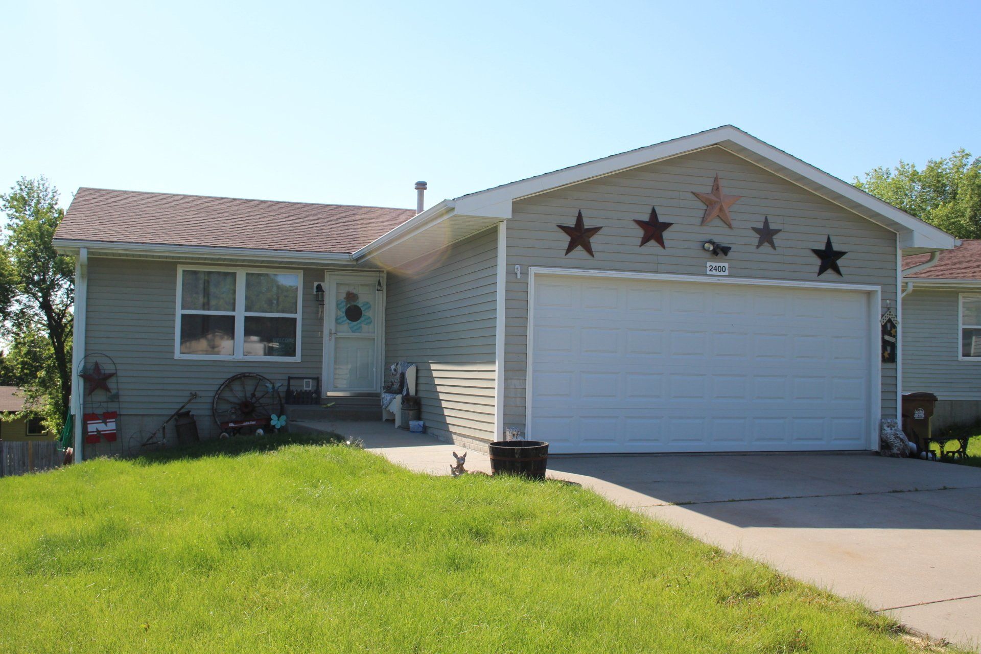 Section 42 exterior with garage