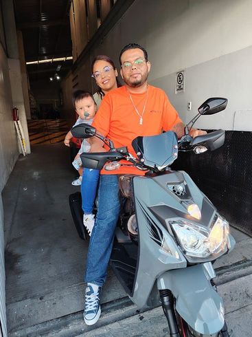 MOTOS DINAMO ASESORA GABRIELA MENCHACA