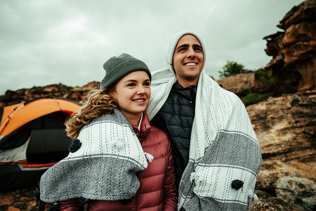 How to Stay Warm When Camping