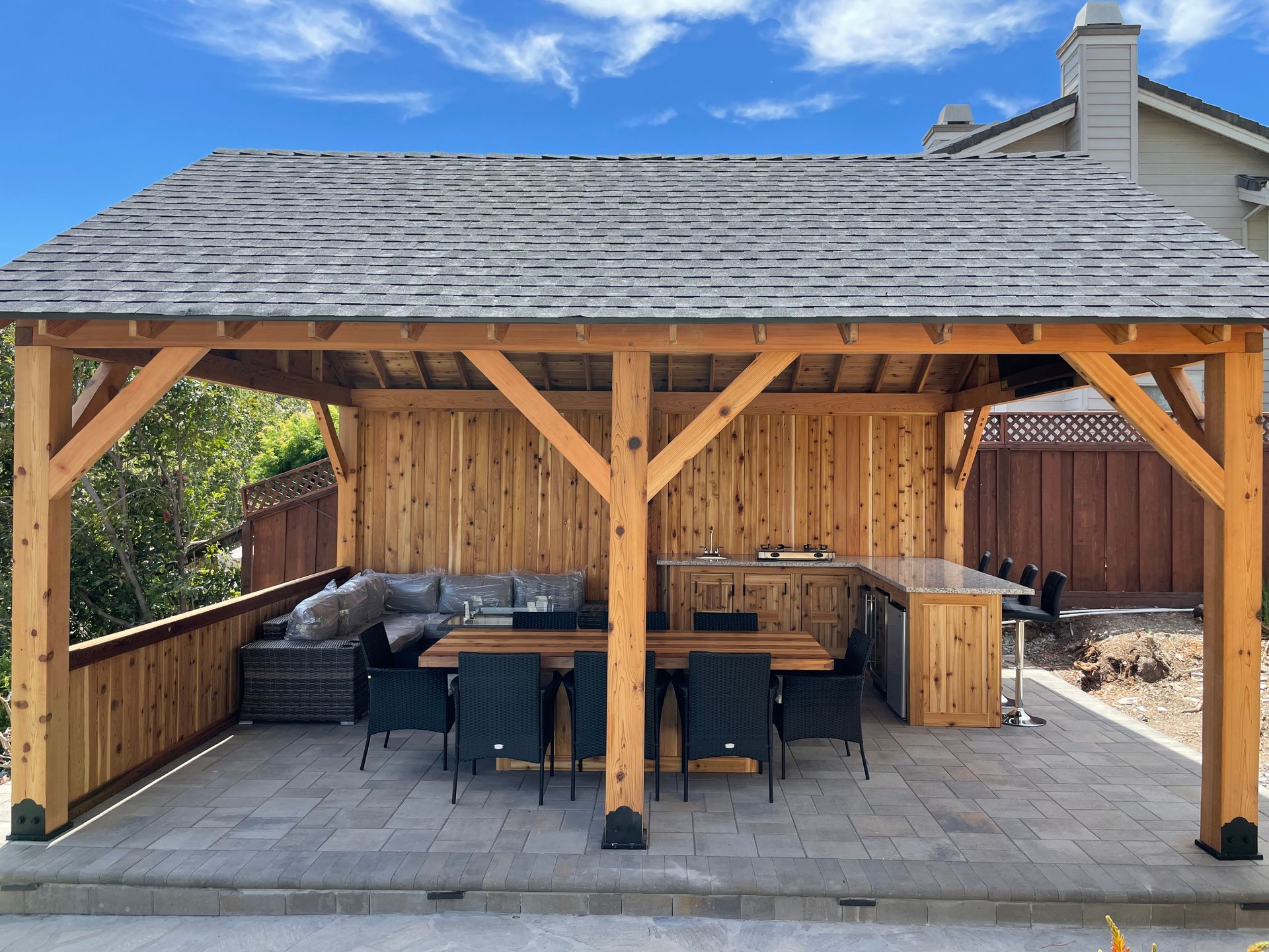 Pavilion table and chairs