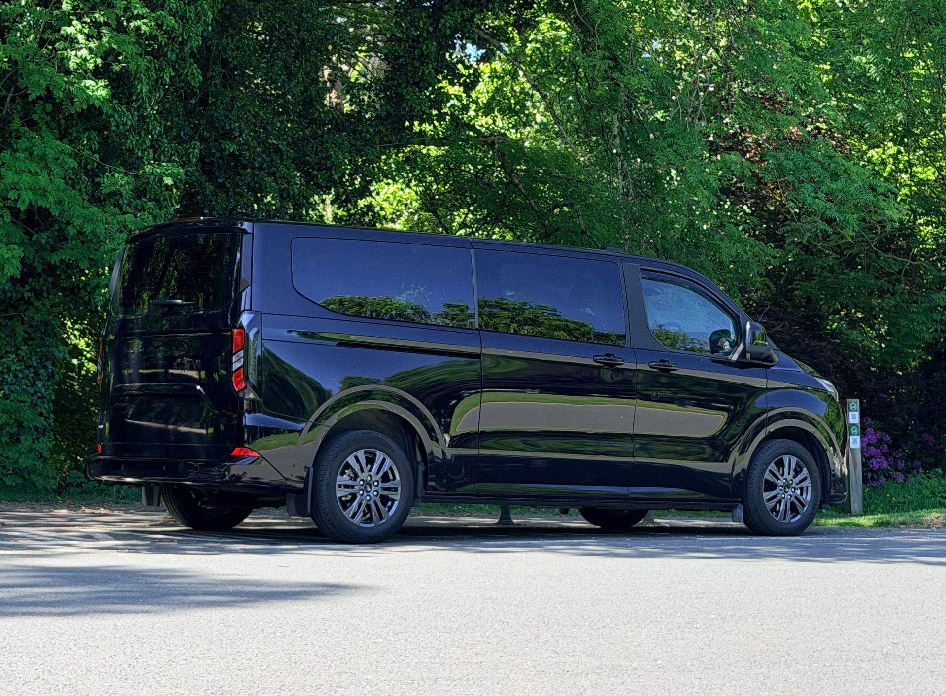 Luxury Private Tour Vehicle and Countryside
