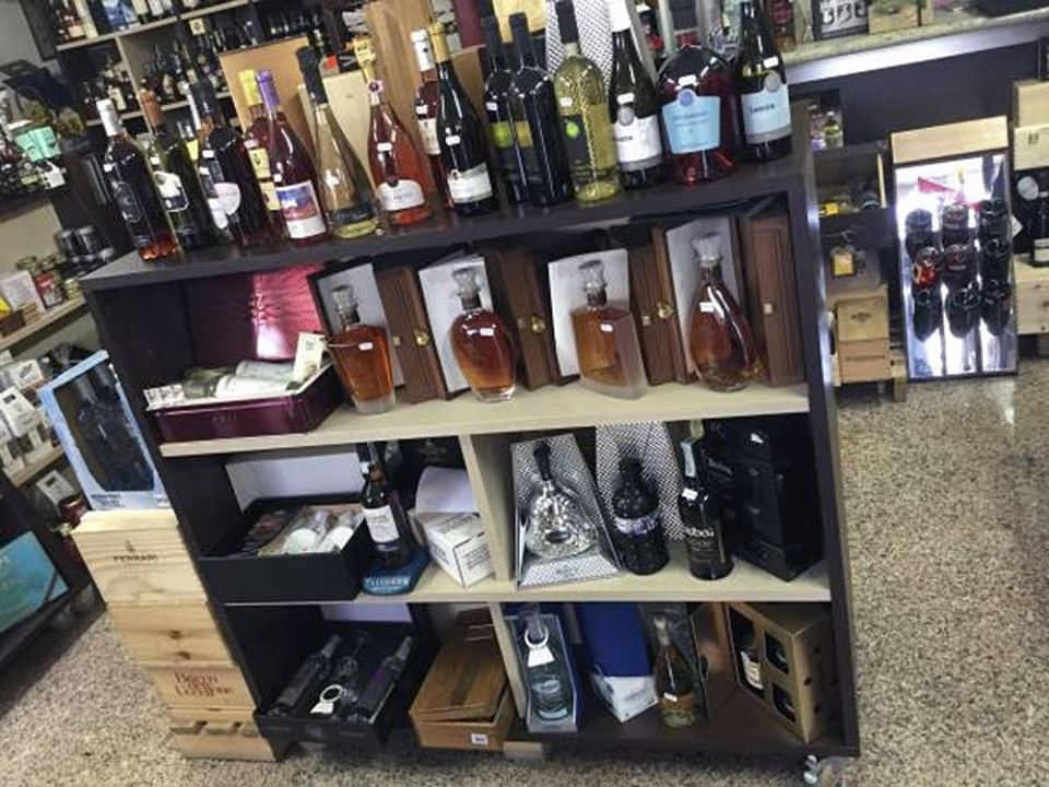 vendita vini e liquori